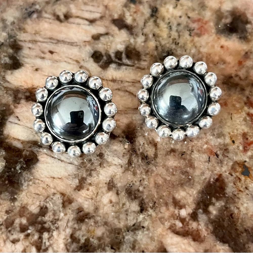 Sterling Silver MEXICO CII Hematite Pebbled Post Stud Earrings Vintage